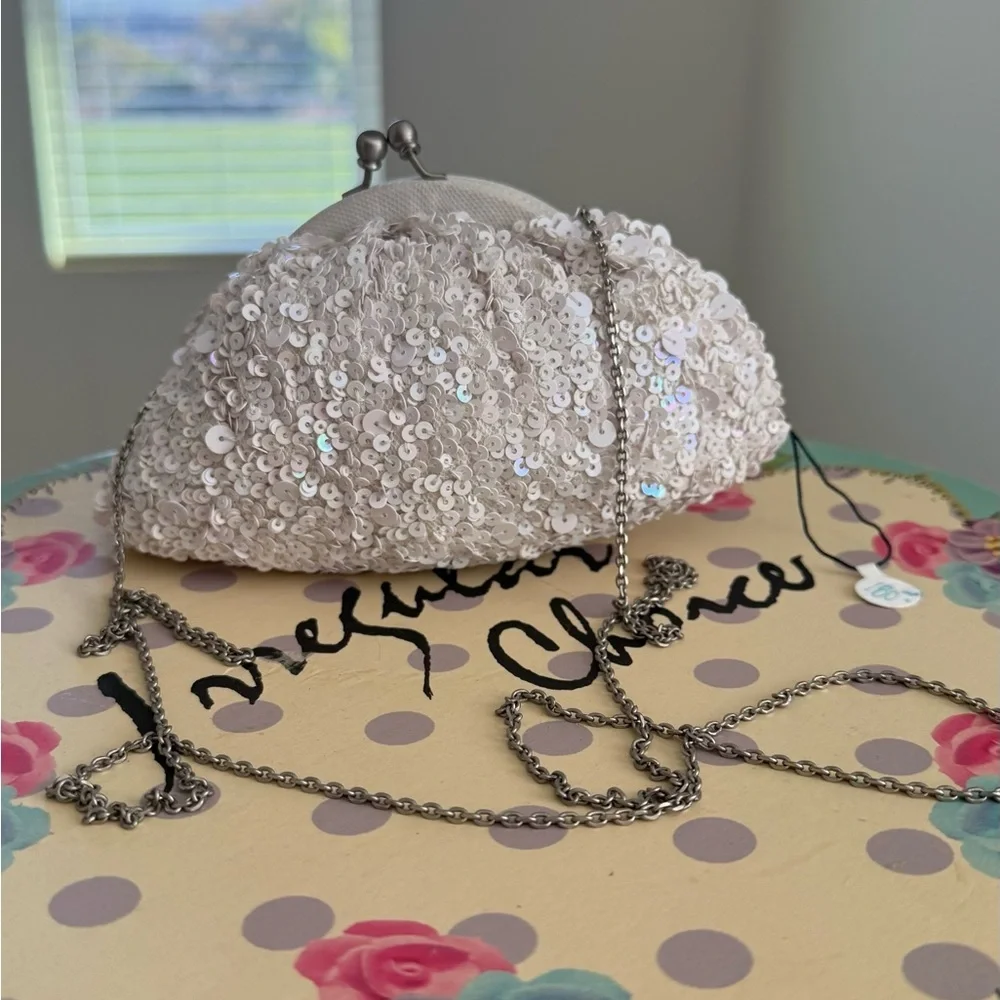 Chic Sequin Clutch with Chain Strap
